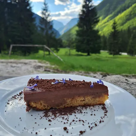 Dom Klementa Juga * Lepena