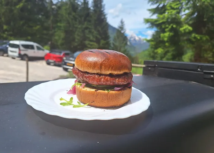 Dom Klementa Juga Lepena